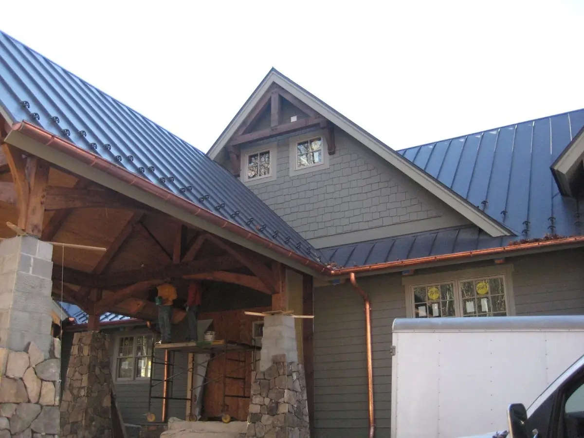 Craftsman Roofing team delivering quality roofing work in Indian Lake Estates